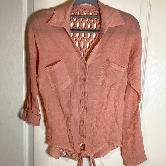Mine Women's Crochet Back Semi Sheer Top Peach Blouse Size S Roll-up Sleeves - Picture 3 of 9